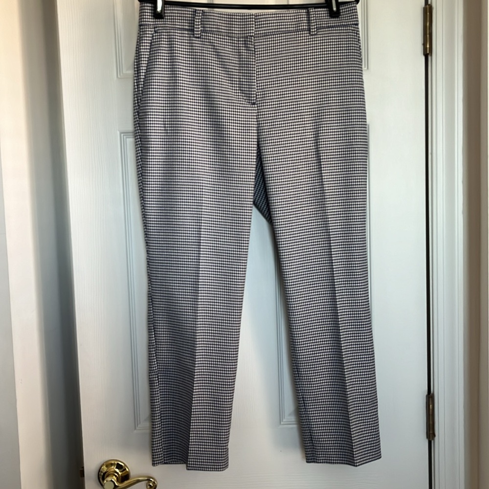 NWT Ann Taylor ankle pants “Eva” blue/black/cream houndstooth sz 8P curvy